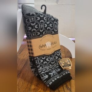 GAA HUU Men's Black & Gray Patterned Thermal Socks